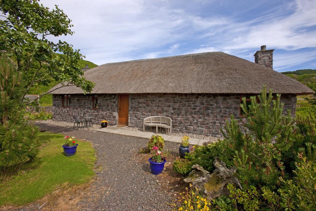 Clan Cottages Oban Room photo